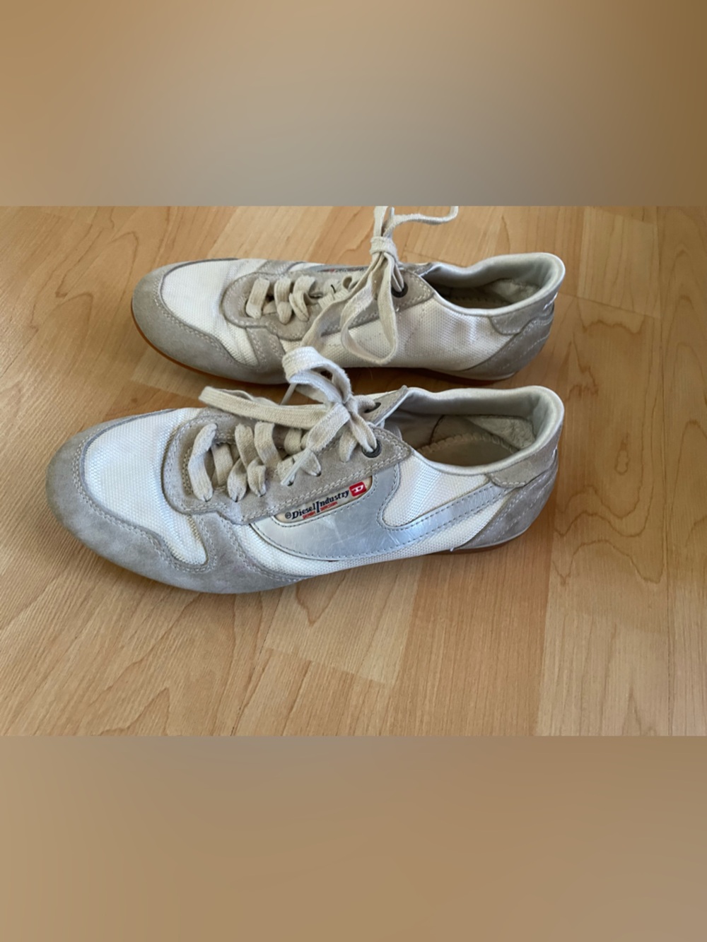 vintage Womens Y2K DIESEL Suede Sneakers Gray Grey White Size 6.5